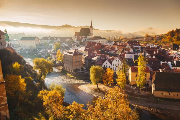Історичне місто чеські Крумлов на світанку, Богемії, Чехії — стокове фото