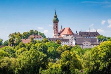 Yaz aylarında Ünlü Andechs Abbey, Starnberg ilçesi, Yukarı Bavyera, Abd