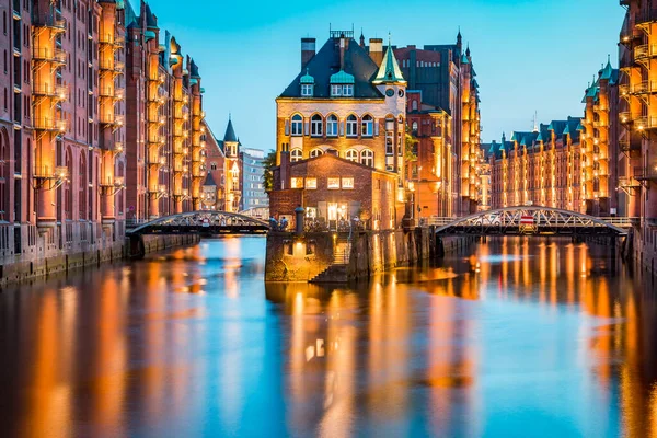 Vista Clásica Del Famoso Distrito Almacenes Speicherstadt Declarado Patrimonio Humanidad — Foto de Stock