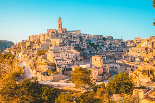 Panoramatický Výhled Starobylé Město Matera Sassi Matera Krásném Zlatém Ranním — Stock fotografie