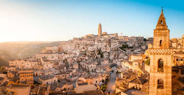 Panoramiczny Widok Starożytne Miasto Matera Sassi Matera Pięknym Złotym Świetle — Zdjęcie stockowe