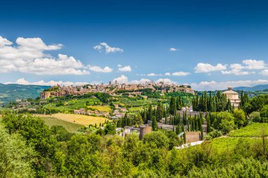 Orvieto, Umbria, İtalya 'nın güzel manzarası