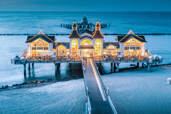 Berühmte Seebrücke Sellin Der Schönen Abenddämmerung Sommer Ostseebad Sellin Ostseeregion — Stockfoto