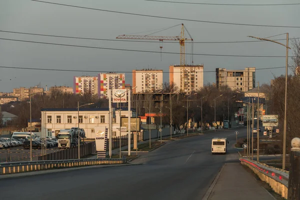 乌拉尔斯克 哈萨克斯坦 卡扎斯坦 隔离空旷的街道 验尸官流行病 空旷的城市 — 图库照片