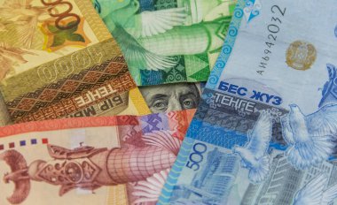 Kazakistan 'ın ulusal para birimi tenge, Amerikan doları, dolar döviz kuru, tenge döviz kuru, döviz kurudur.