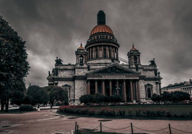 Aziz PETERSBURG
