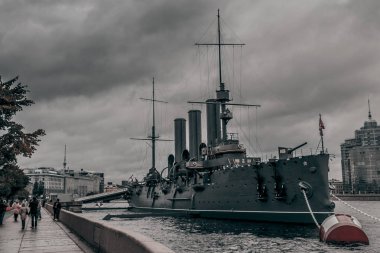 Aziz PETERSBURG