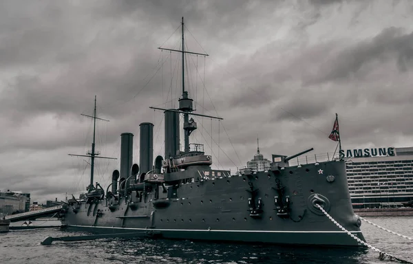 Aziz PETERSBURG