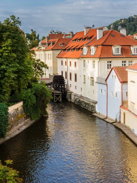 Pequena Veneza na cidade checa de Praga — Fotografia de Stock