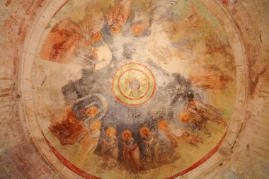 Demre, Türkiye-Nisan 1, 2015: Freskleri Bizans döneminin yaşam St.Nicholas-Santa Claus duvar ve tavan 520 Ad.built St.Nicholas Kilisesi sahneleri tasvir. Myra Antik şehir.