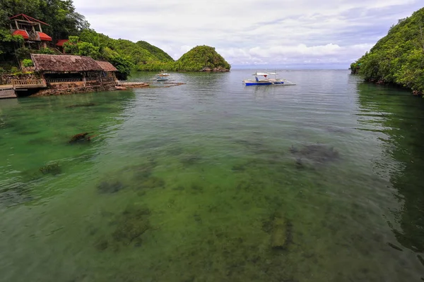 Balangay Oder Bangka Boote Ankern Der Bucht Zwischen Der Insel — Stockfoto