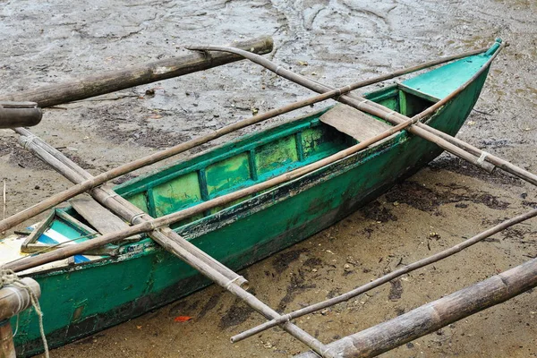 Helyi Bangka Hajó Homokos Intertidális Zónában Sugar Beach Barangay Nauhang — Stock Fotó