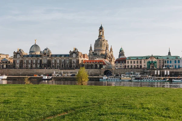 Mei 2018 Dresden Duitsland Schepen Drijvend Rivier Elbe Dresden Duitsland — Stockfoto