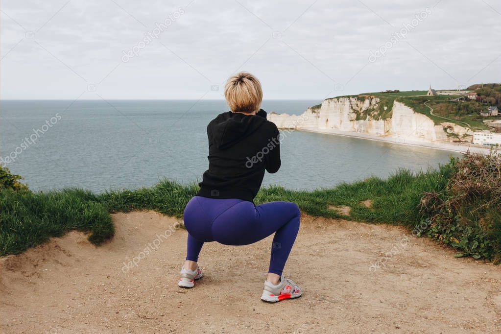 Зрелая Вид Сзади Фото