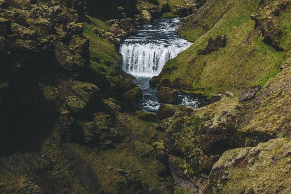 Vue panoramique sur le magnifique canyon de la rivière Skoga en Islande — Photo de stock