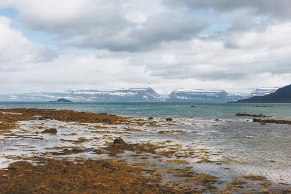 Lake — Stock Photo