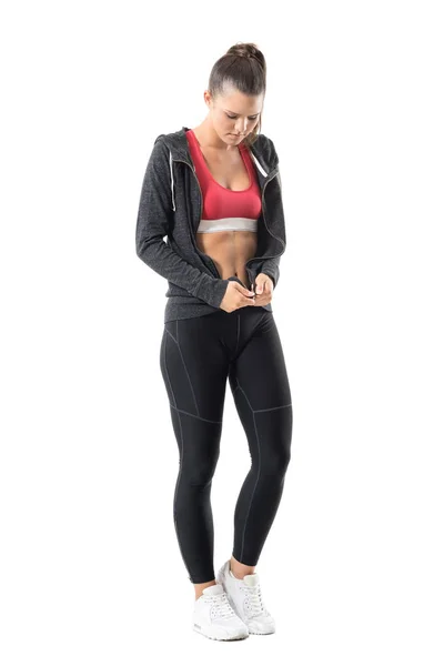 Attraktiva Fit Idrottskvinna Zip Upp Hoodie Sweatshirt Redo För Löpning — Stockfoto