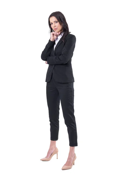Kobieta Pewność Udanego Biznesu Czarnym Garniturze Formalne Stojąc Patrząc Kamery — Zdjęcie stockowe
