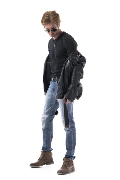 Cool Jonge Knappe Roodharige Man Fashion Model Verwijderen Van Zwart — Stockfoto
