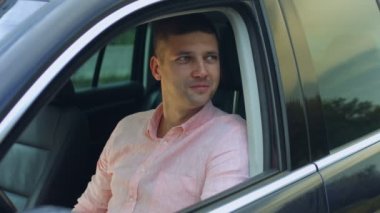 Sürücü belgesi polise teslim adam