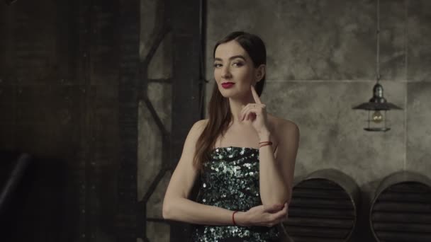 Glamour stylová žena vamp a půvab — Stock video