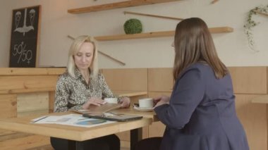 Organize toplantı ortakları toplam fatura ödeme
