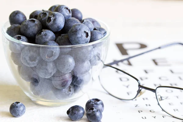 Blåbär Botemedel Mot Ögon Koncept Med Glasögon — Stockfoto