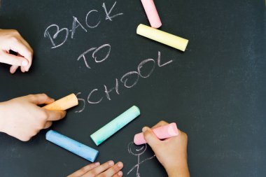 Geri okul harf ve çizim çocuklar için yazı tahtası 