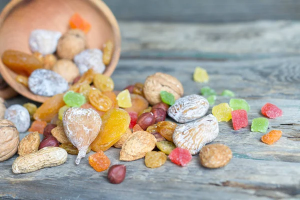 Szárított Gyümölcsök Diófélék Szerves Egészséges Ételek Régi Deszkák — Stock Fotó