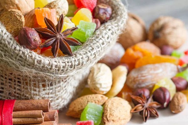 Conceito Cozimento Natal Com Nozes Frutas Secas Cozinha — Fotografia de Stock