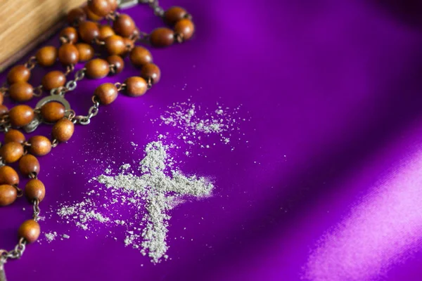 Ash Wednesday Religion Concept Violet Fabric Background Rosary — Stock Photo, Image