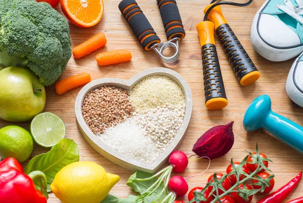 Conceito Estilo Vida Saudável Com Comida Vegetariana Dieta Cardíaca Aptidão — Fotografia de Stock