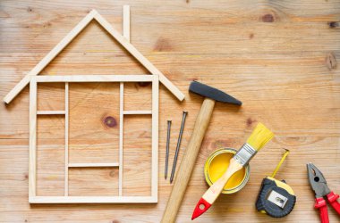 Ev yenileme inşaat ahşap tahta üzerinde araçlarıyla'deki DIY arka plan