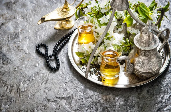 Bicchieri Teiera Lanterna Araba Rosario Decorazione Feste Islamiche Ramadan Kareem — Foto Stock