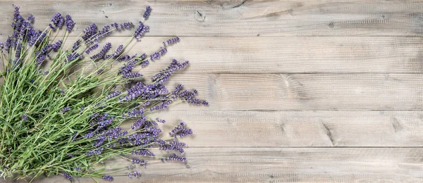 Lavendel Bloemen Rustieke Houten Achtergrond Vintage Stijl Stilleven — Stockfoto