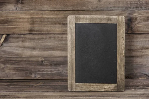 Kreidetafel Auf Holzstruktur Vintage Tafel Mit Kopierplatz Für Ihren Text — Stockfoto