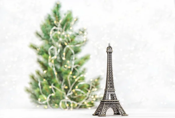 Eiffelturm Mit Christbaumschmuck Symbol Von Paris Frankreich — Stockfoto