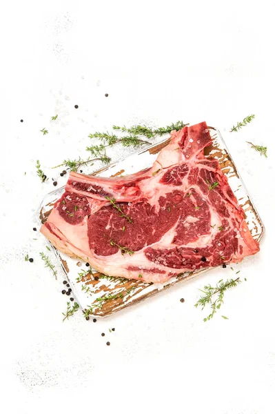 Syrové hovězí maso byliny — Stock fotografie