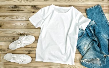  İnternet sitesi, sosyal medya için moda yatağı. Ürün şablonu