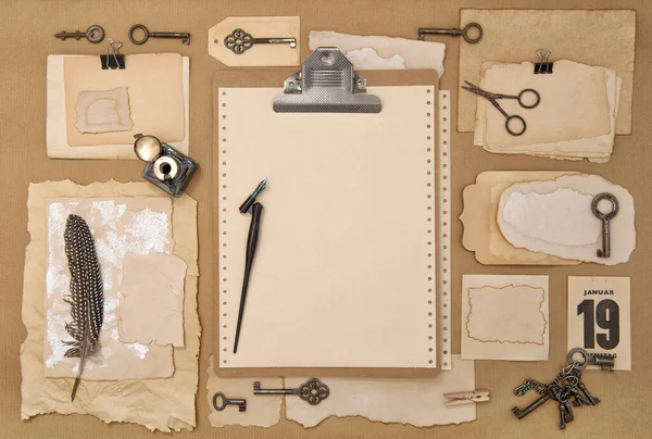 Papier Klembord Scrapbooking Schrijfgereedschap Vintage Platte Lay Met Inkt Pen — Stockfoto