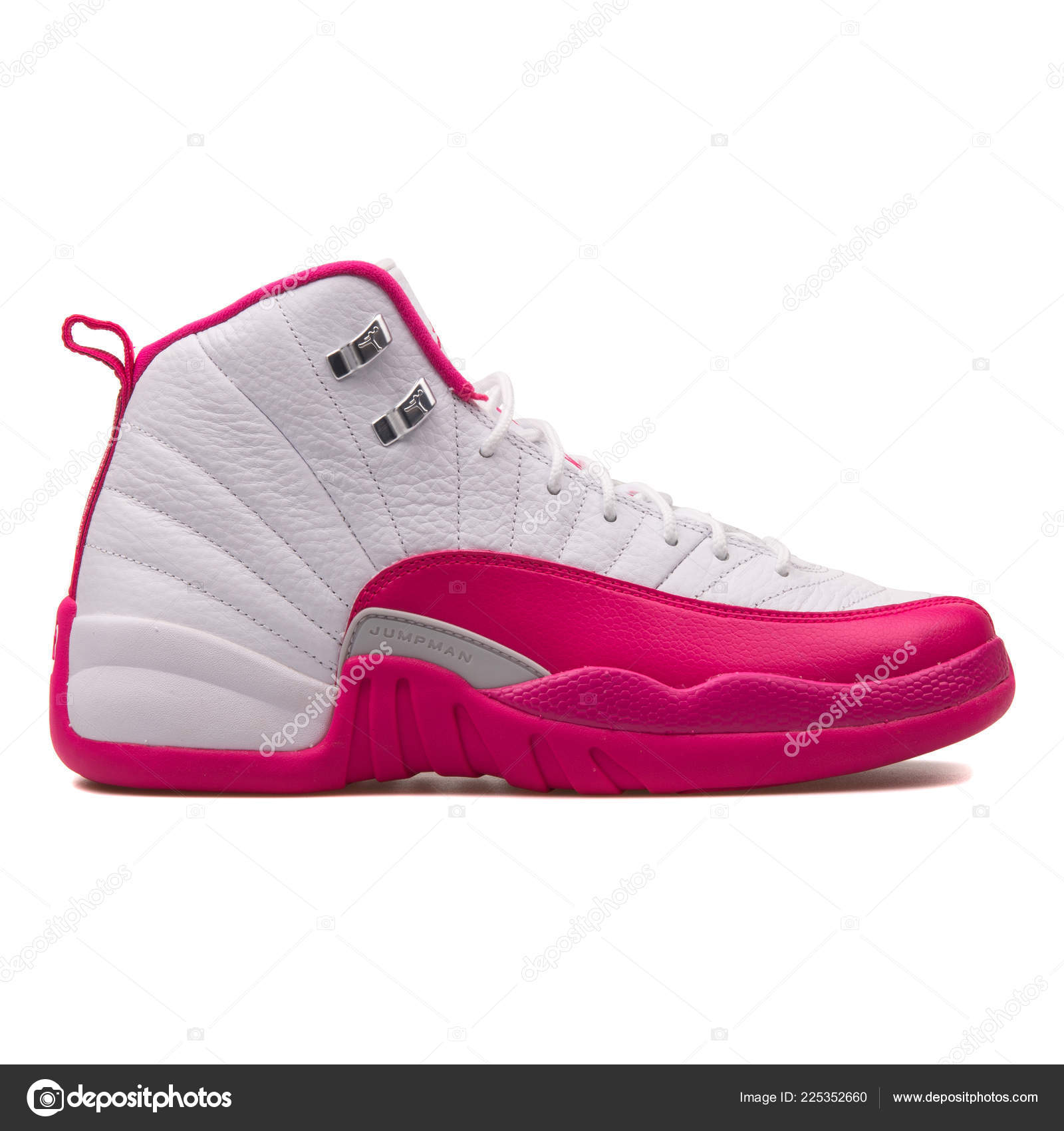 Vienna Austria June 2017 Nike Air Jordan Retro Pink White Stock Illustration by xMarshallfilms 225352660