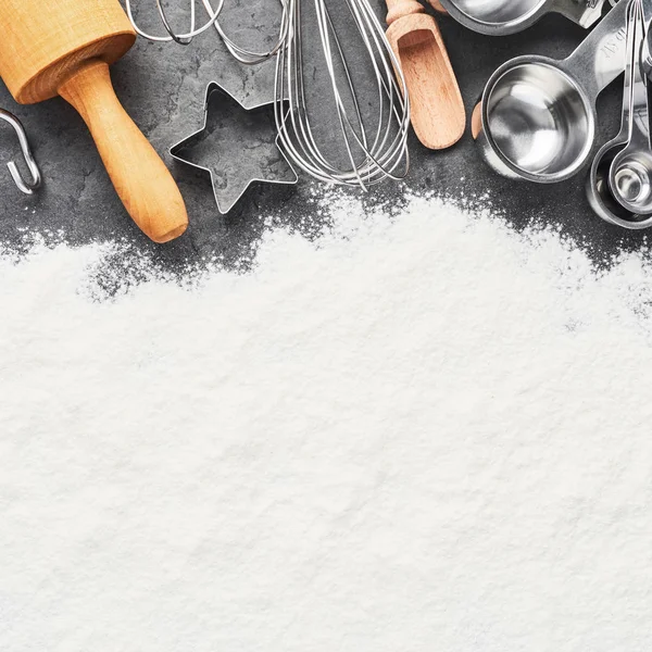 Keukengerei Meel Voor Het Bakken Koken Achtergrond Rolling Pin Garde — Stockfoto