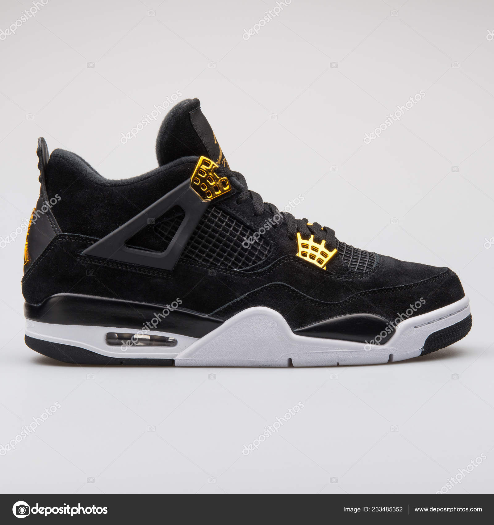 jordan retro 14 black and gold