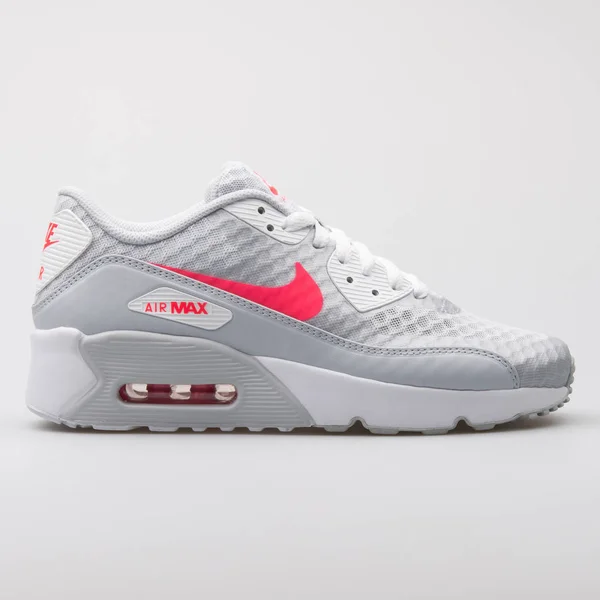 Nike Air Max 90 Ultra 2.0 BR sapatilha cinza e rosa — Fotografia de Stock