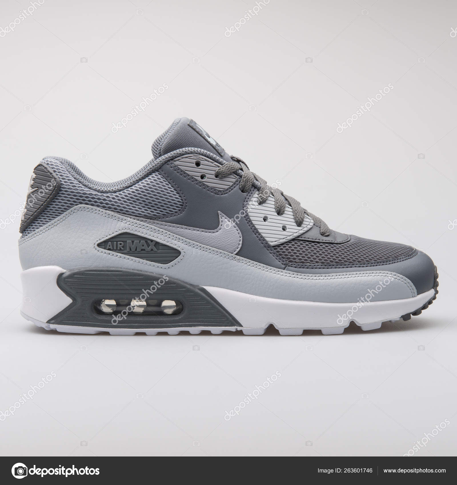 nike air max 90 essential grey