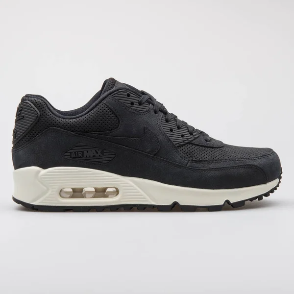 Nike Air Max 90 αποκορύφωμα μαύρο αθλητικά — Φωτογραφία Αρχείου