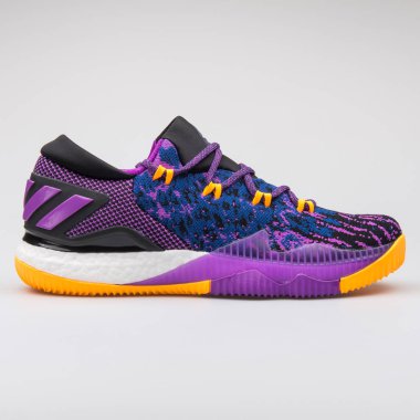 Adidas Crazylight Boost Low 2016 mor ve siyah spor ayakkabı