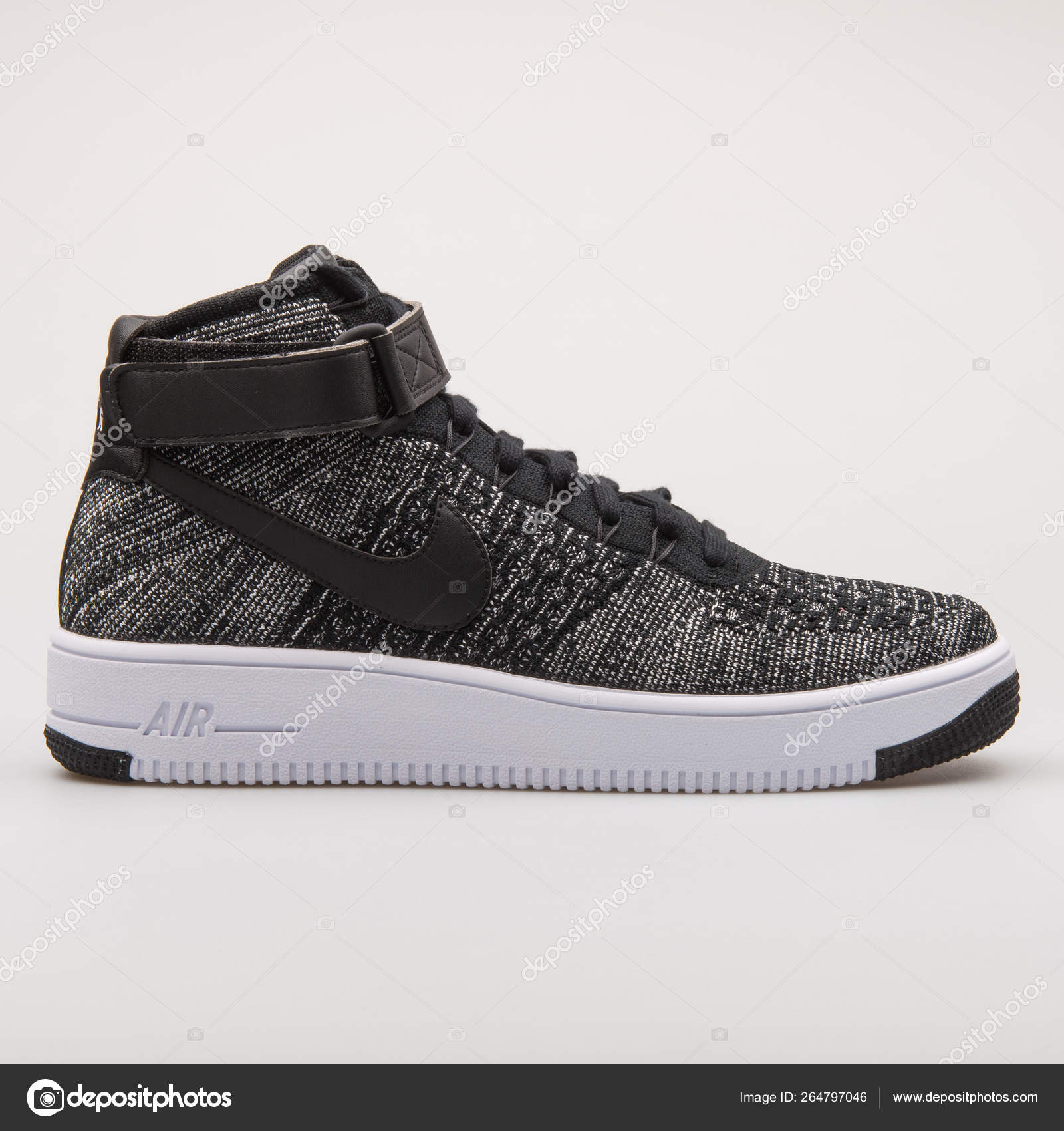 Sepatu Black Air Force High Top High Top Black Forces Sepatu Nike