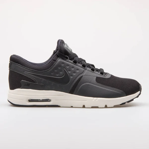 Nike Air Max Zero tênis preto — Fotografia de Stock