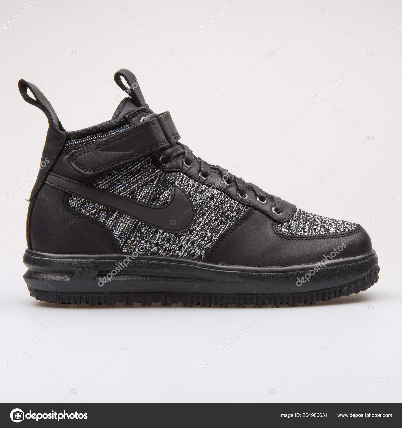 lunar force 1 flyknit workboot